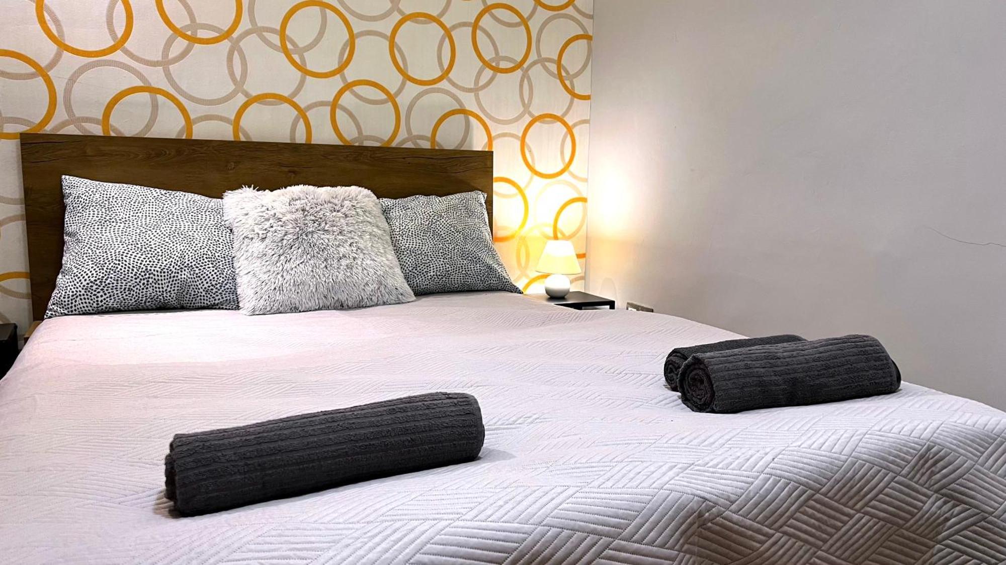 V6 Apartment By Small Home בודפשט מראה חיצוני תמונה