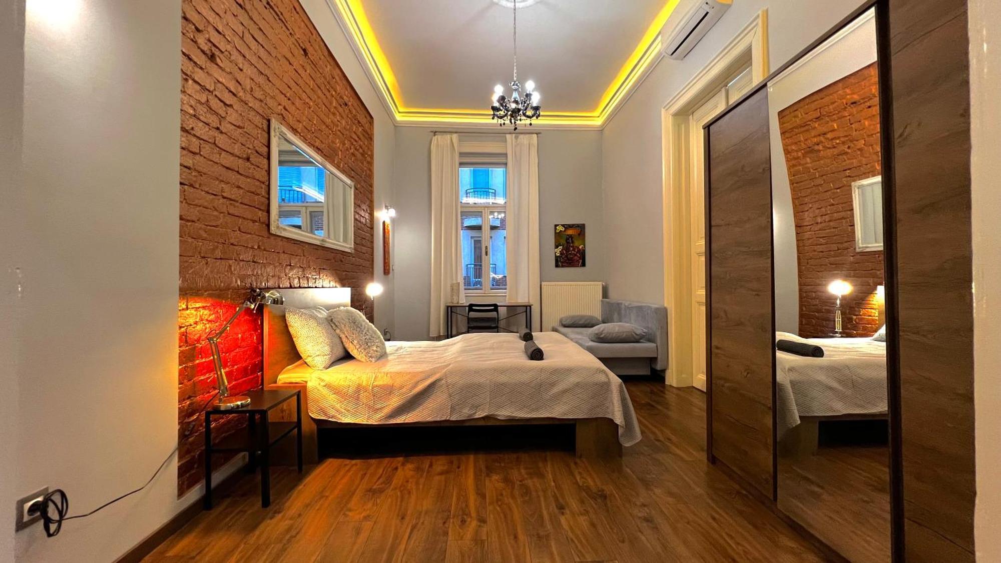 V6 Apartment By Small Home בודפשט מראה חיצוני תמונה